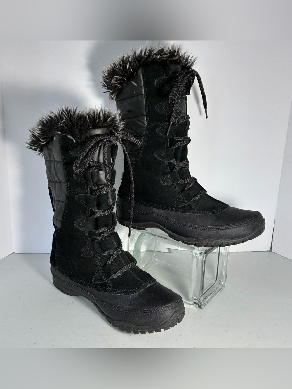 The North Face Boots Womens Size 7 Black Suede Waterproof Faux Fur Snow Winter